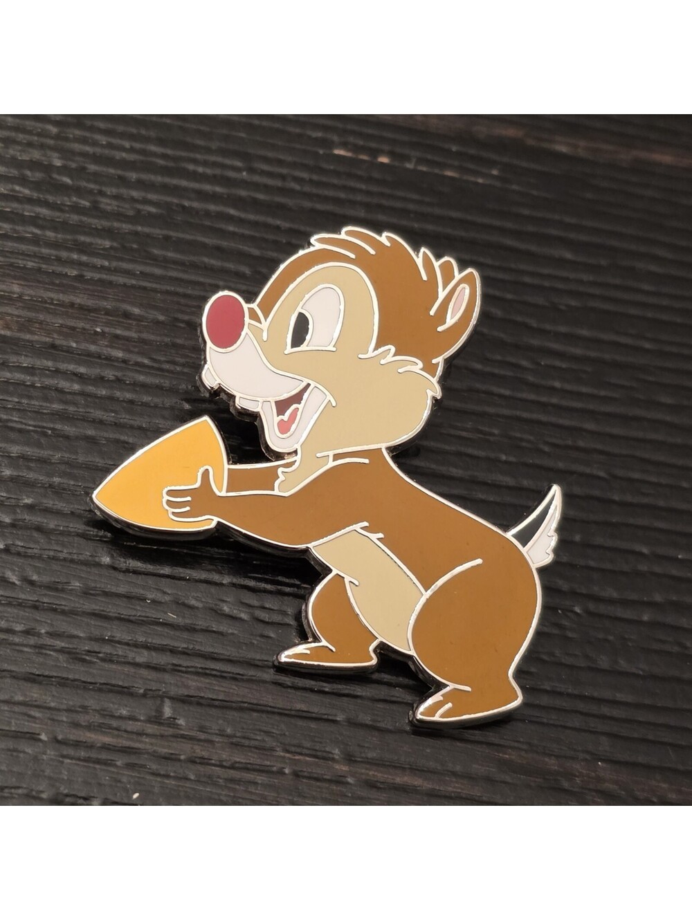 Disney Parks Dale Holding Split Acorn Trading Pin Chip N Dale EUC